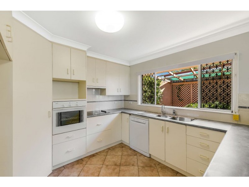 55 Martini Street, Mount Lofty QLD 4350