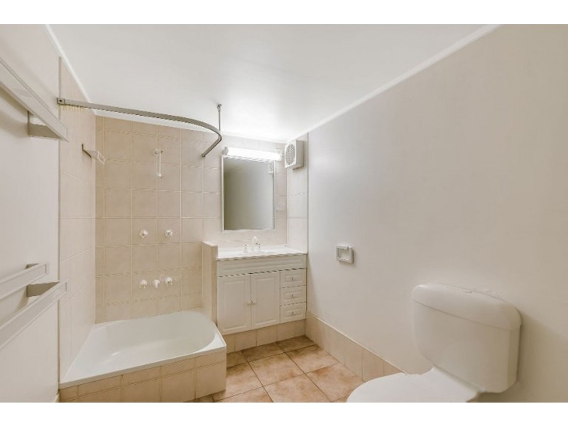 55 Martini Street, Mount Lofty QLD 4350