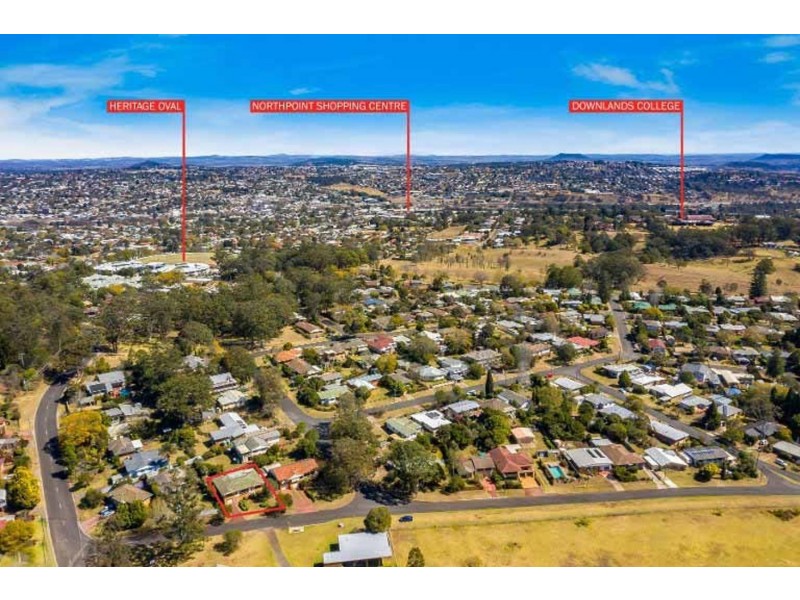 55 Martini Street, Mount Lofty QLD 4350