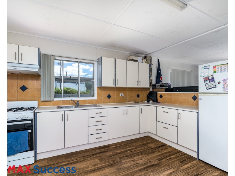 5 Greyfriars Street, Rockville QLD 4350