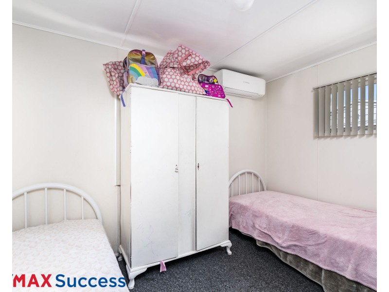 5 Greyfriars Street, Rockville QLD 4350