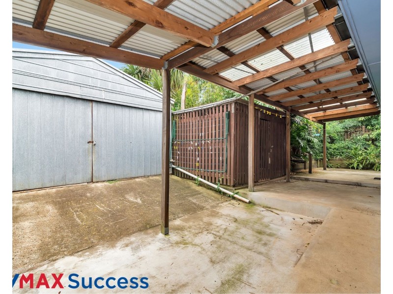 5 Greyfriars Street, Rockville QLD 4350