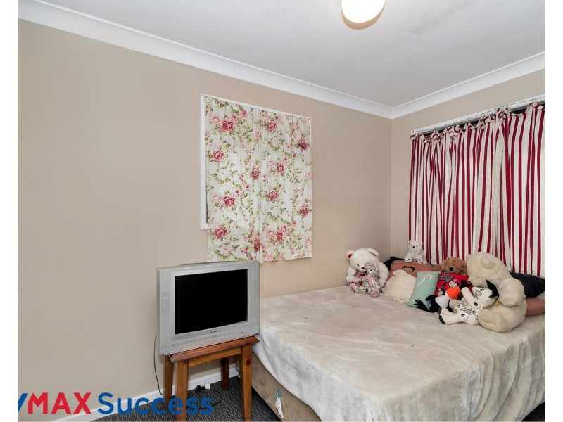 5 Greyfriars Street, Rockville QLD 4350