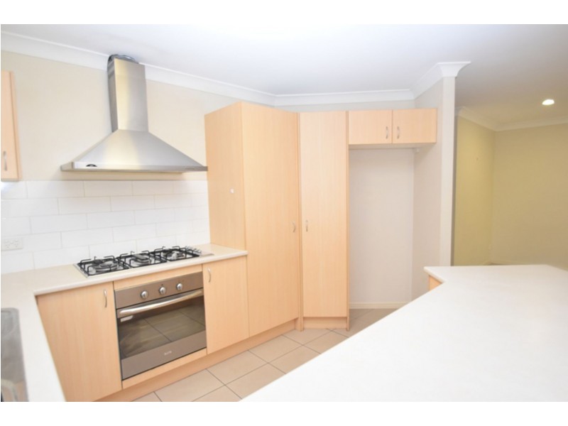 1/86C Hogg Street, Rockville QLD 4350