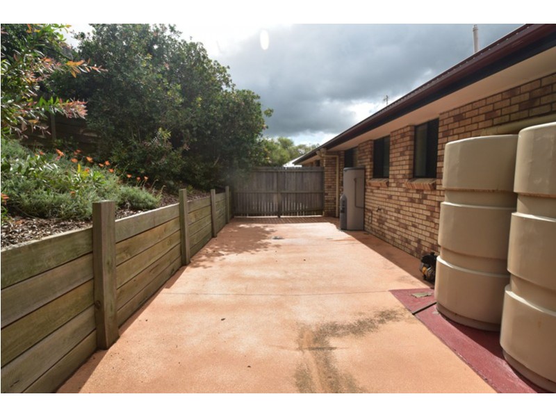 1/86C Hogg Street, Rockville QLD 4350