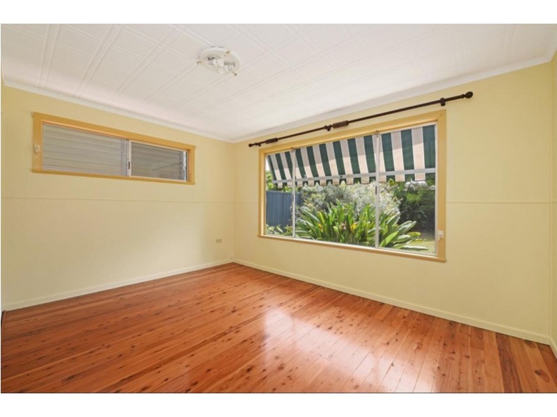 316 West Street, Kearneys Spring QLD 4350