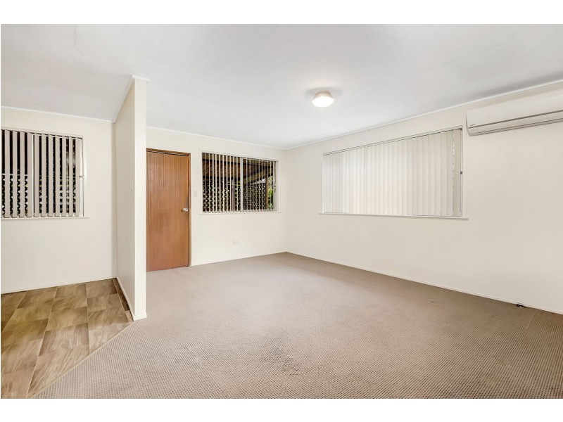 102 Vanity Street, Rockville QLD 4350