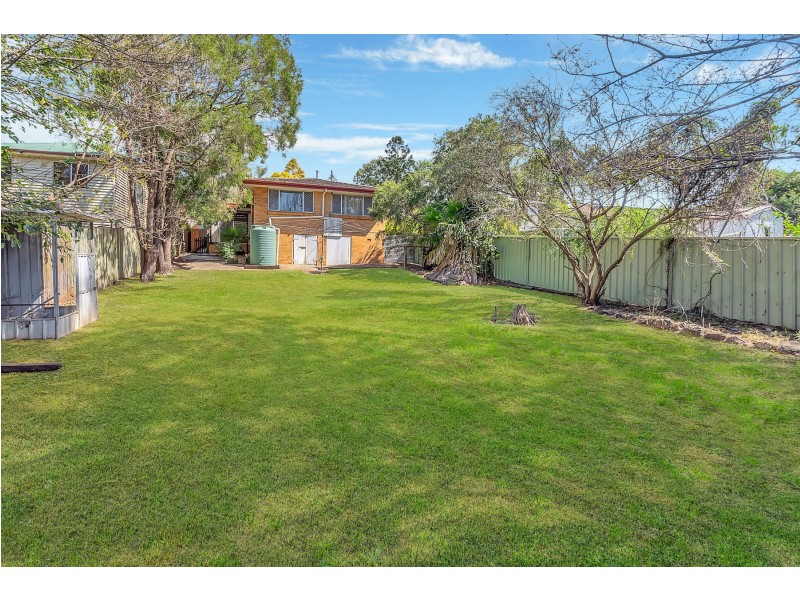 102 Vanity Street, Rockville QLD 4350