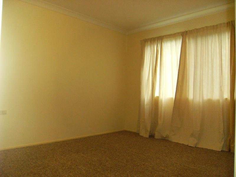 3/7 Stradbroke Street, Rockville QLD 4350