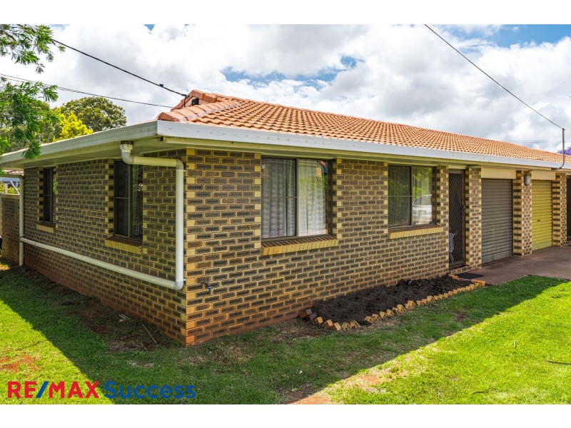 1/6 Collard Court, Darling Heights QLD 4350