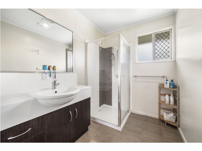 2/38 Paradise Street, Harristown QLD 4350