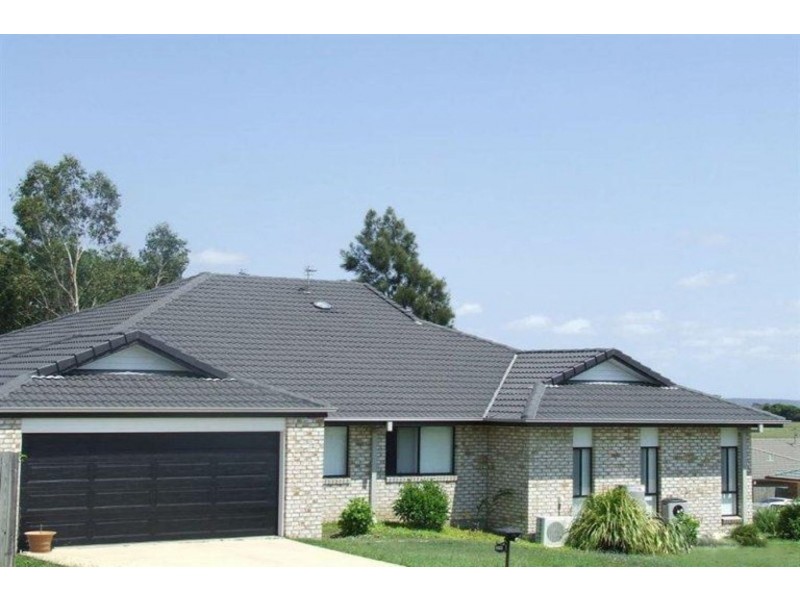 14 Winning Street, Glenvale QLD 4350