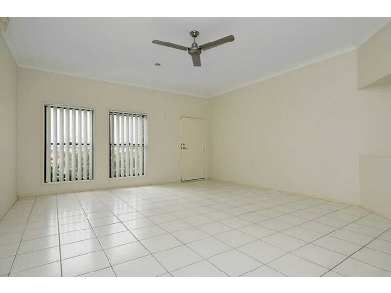 14 Winning Street, Glenvale QLD 4350