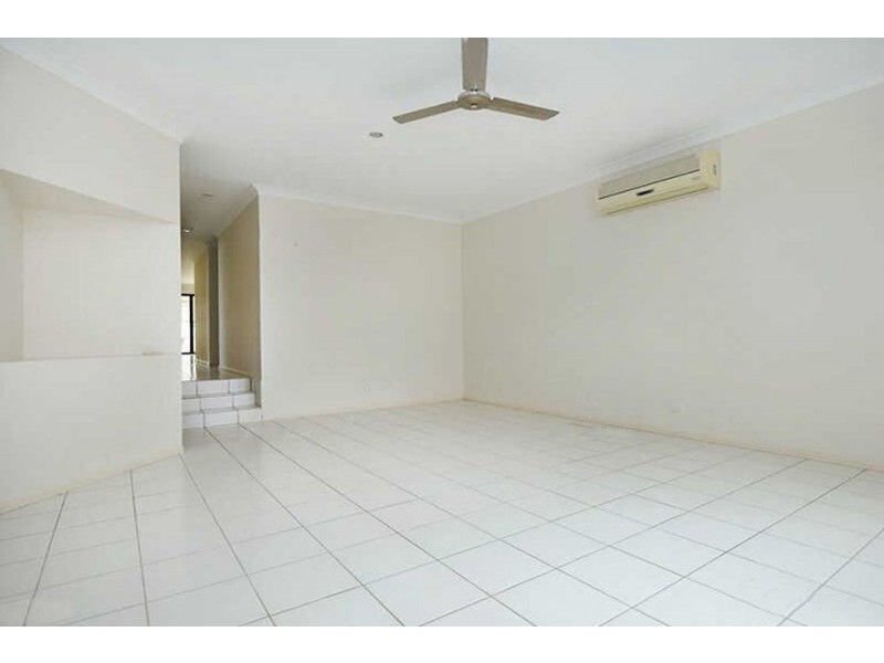 14 Winning Street, Glenvale QLD 4350