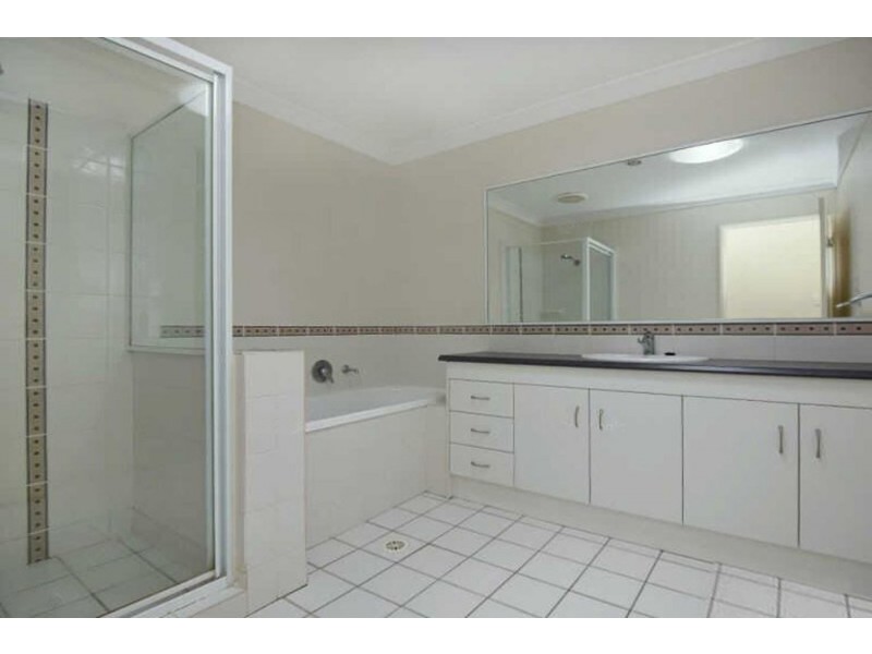 14 Winning Street, Glenvale QLD 4350