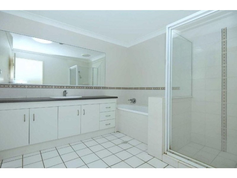 14 Winning Street, Glenvale QLD 4350