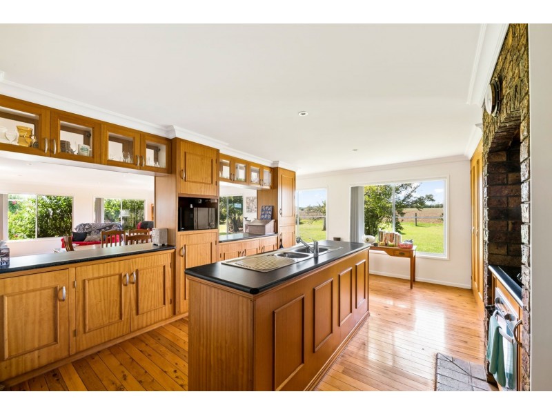 223 Love Road, Wyreema QLD 4352