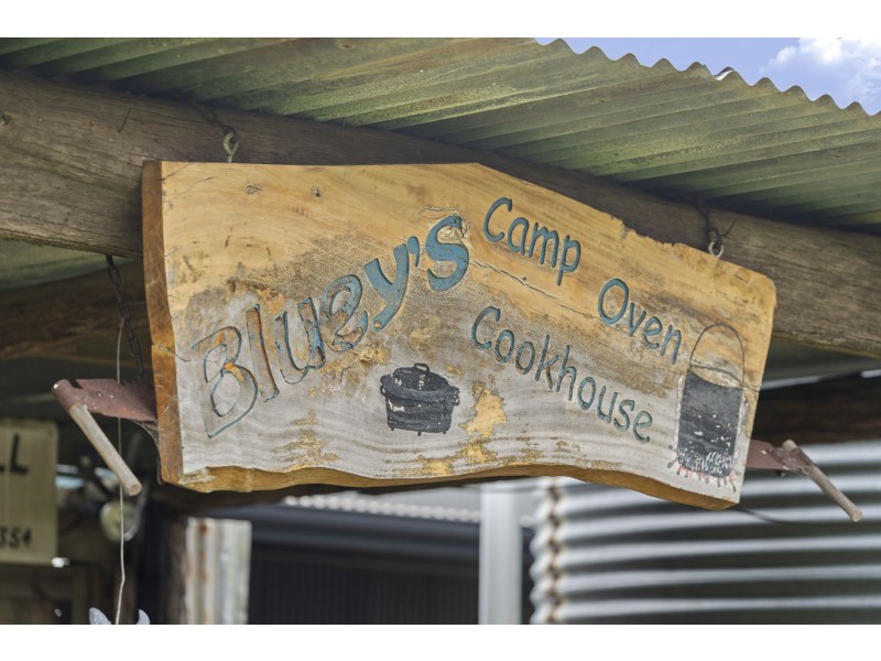 223 Love Road, Wyreema QLD 4352