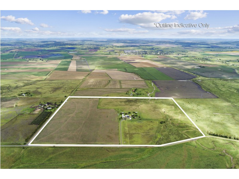 223 Love Road, Wyreema QLD 4352