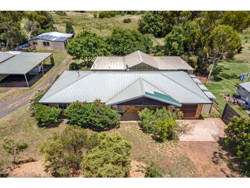 5 Manor Street, Drayton QLD 4350