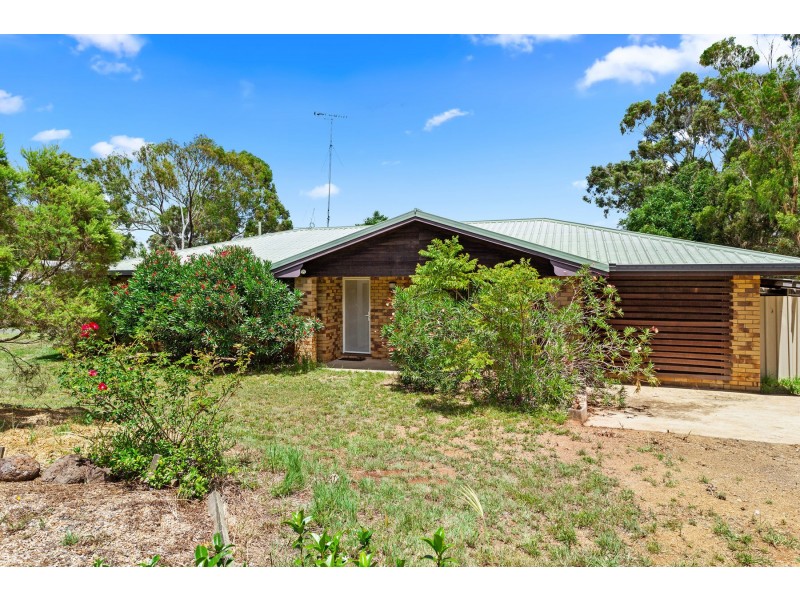 5 Manor Street, Drayton QLD 4350