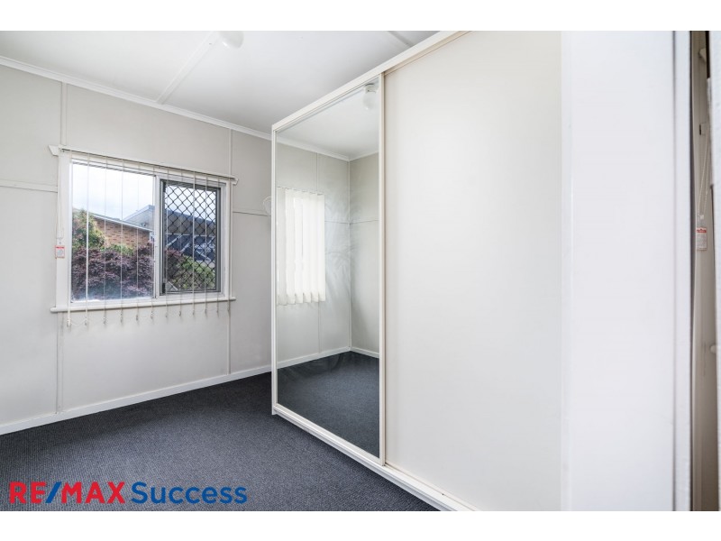 13 Norah Street, Centenary Heights QLD 4350