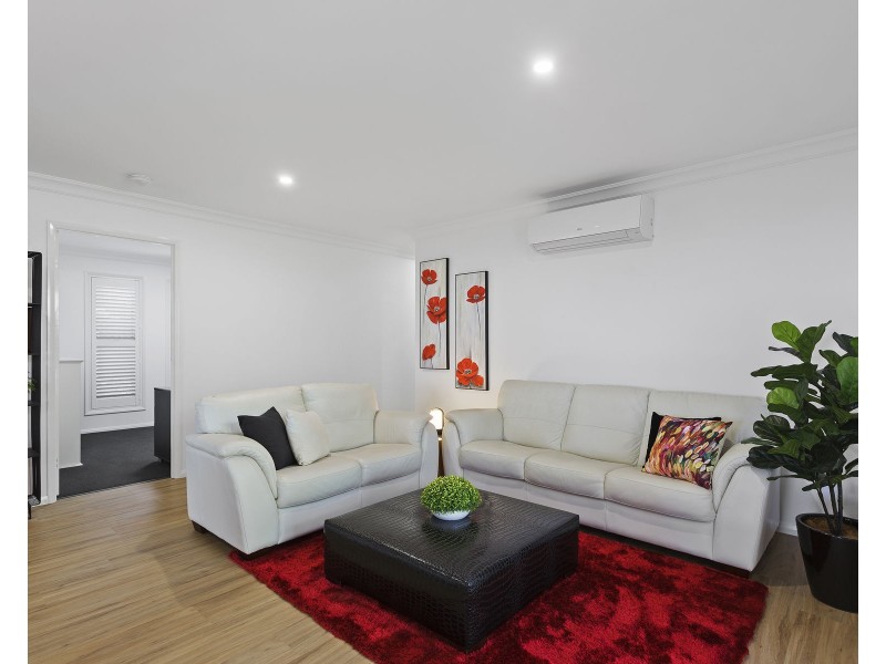 227 New England Highway, Harlaxton QLD 4350