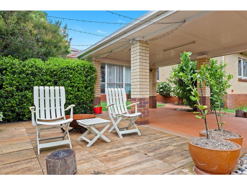 12 Burke Street, Rangeville QLD 4350