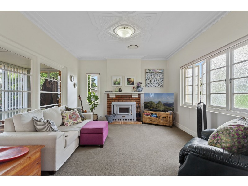 12 Burke Street, Rangeville QLD 4350