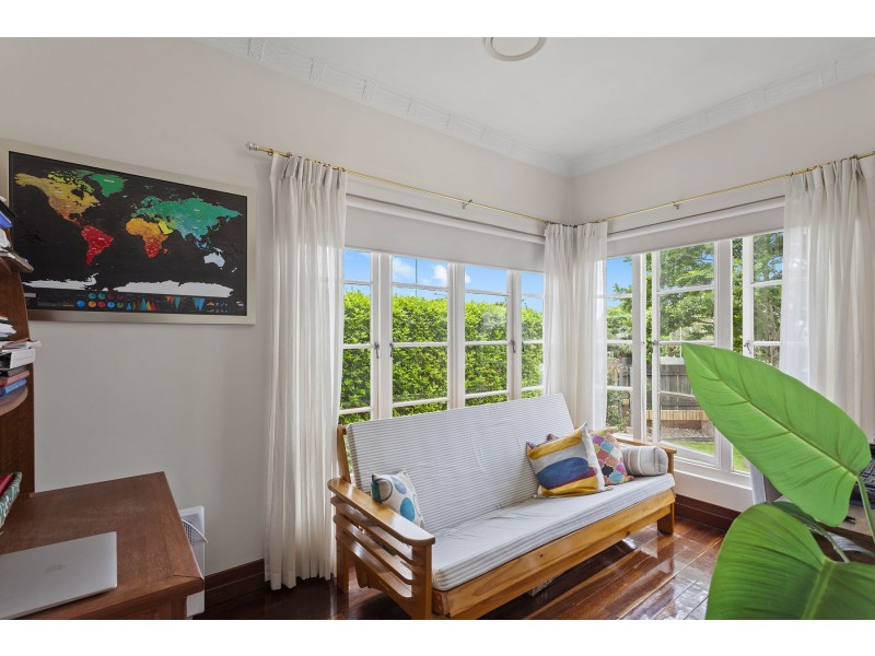 12 Burke Street, Rangeville QLD 4350