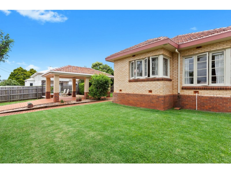 12 Burke Street, Rangeville QLD 4350