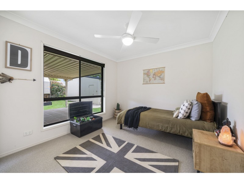 6 Mocatta Street, Goombungee QLD 4354