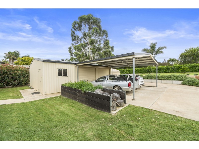 6 Mocatta Street, Goombungee QLD 4354