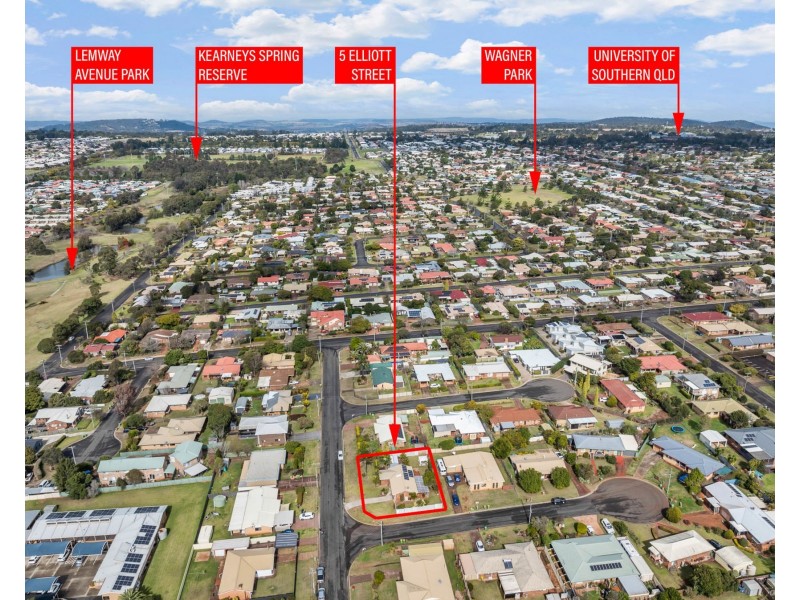 5 Elliott Street, Kearneys Spring QLD 4350