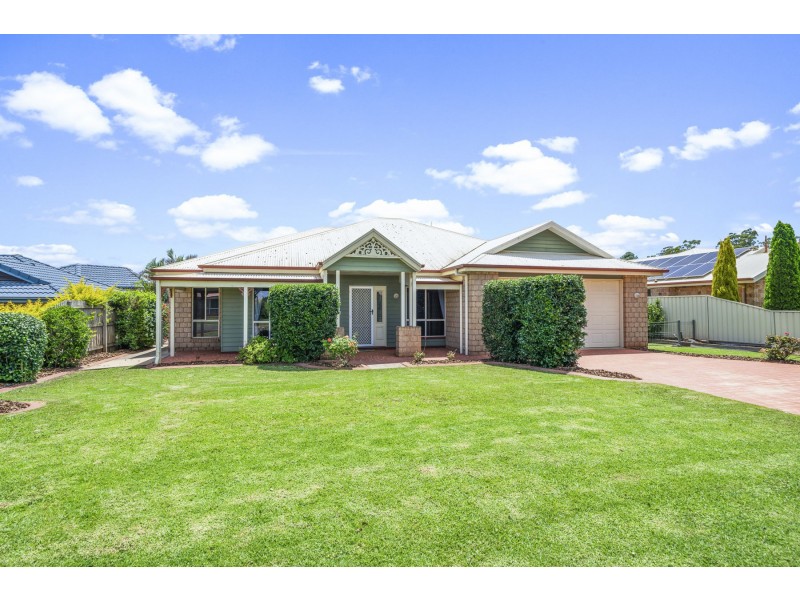 12 Mather Street, Highfields QLD 4352