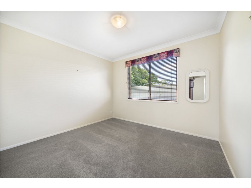 12 Mather Street, Highfields QLD 4352