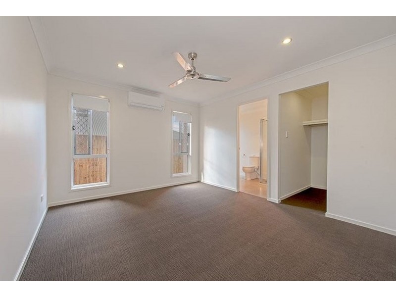 32 Parkview Drive, Glenvale QLD 4350