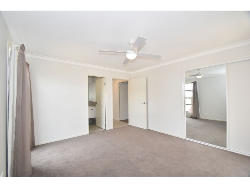 1/7 Gentle Street, North Toowoomba QLD 4350