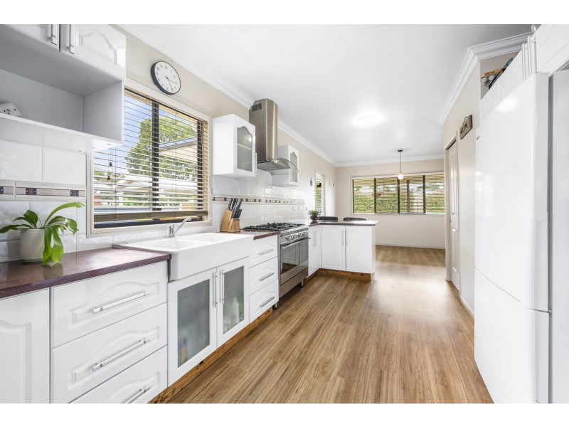 19 Kenilworth Street, North Toowoomba QLD 4350