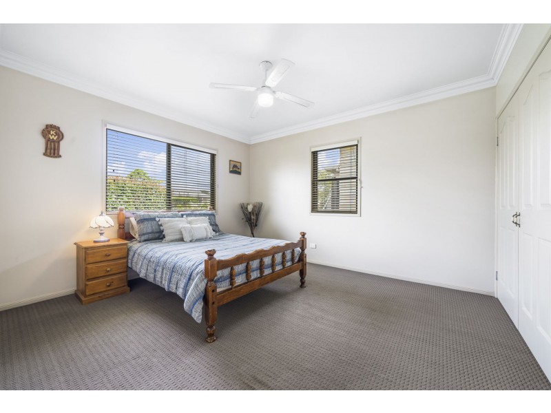 19 Kenilworth Street, North Toowoomba QLD 4350