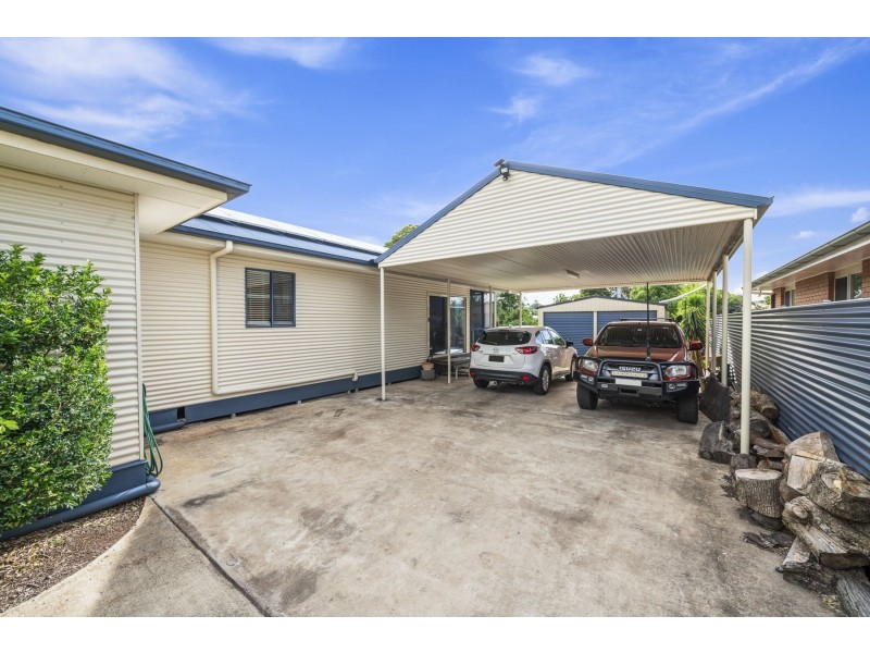 19 Kenilworth Street, North Toowoomba QLD 4350