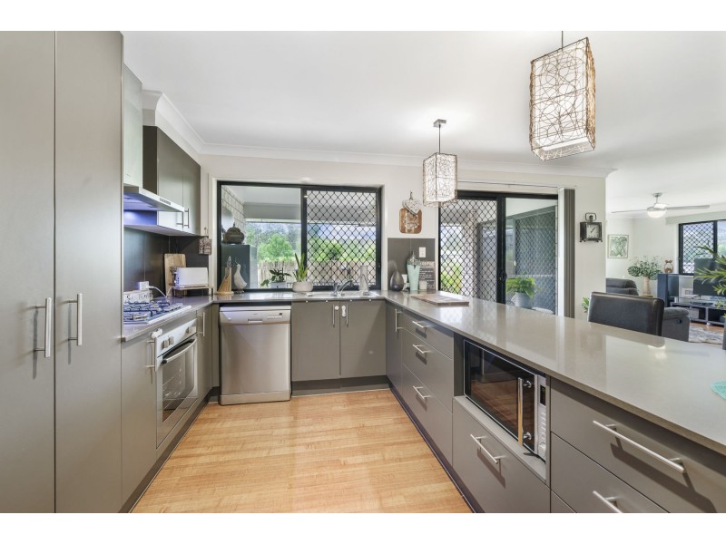 1 Jack Court, Murphys Creek QLD 4352