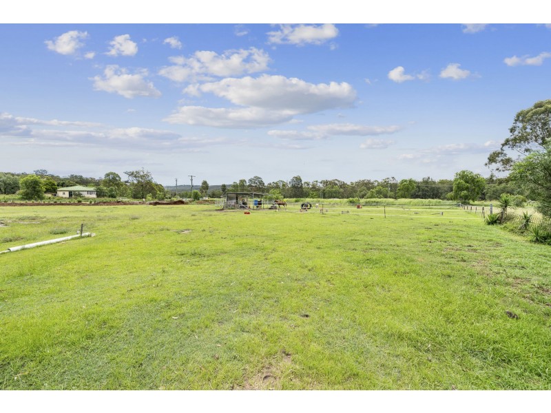 1 Jack Court, Murphys Creek QLD 4352