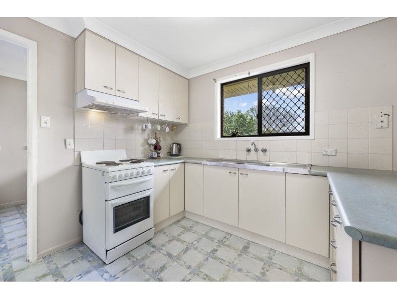 5 Champagne Crescent, Wilsonton Heights QLD 4350