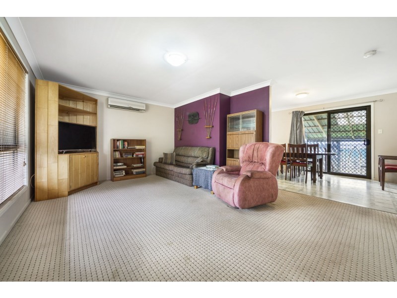 5 Champagne Crescent, Wilsonton Heights QLD 4350