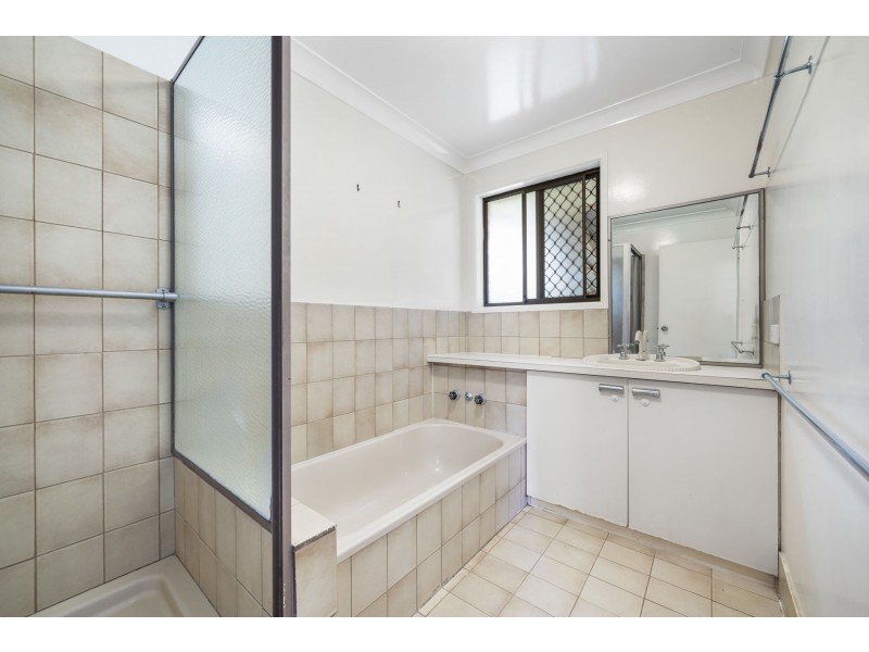 5 Champagne Crescent, Wilsonton Heights QLD 4350