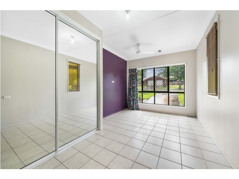 5 Champagne Crescent, Wilsonton Heights QLD 4350