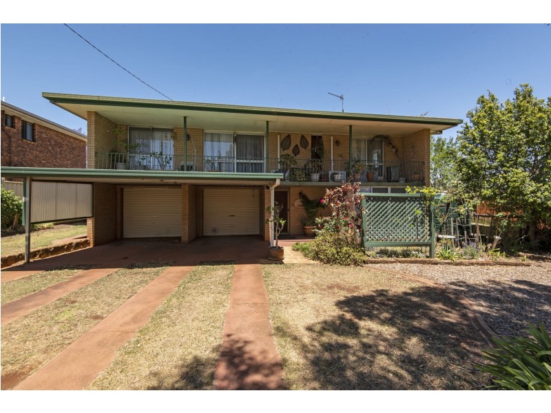 12 Gipps Street, Drayton QLD 4350