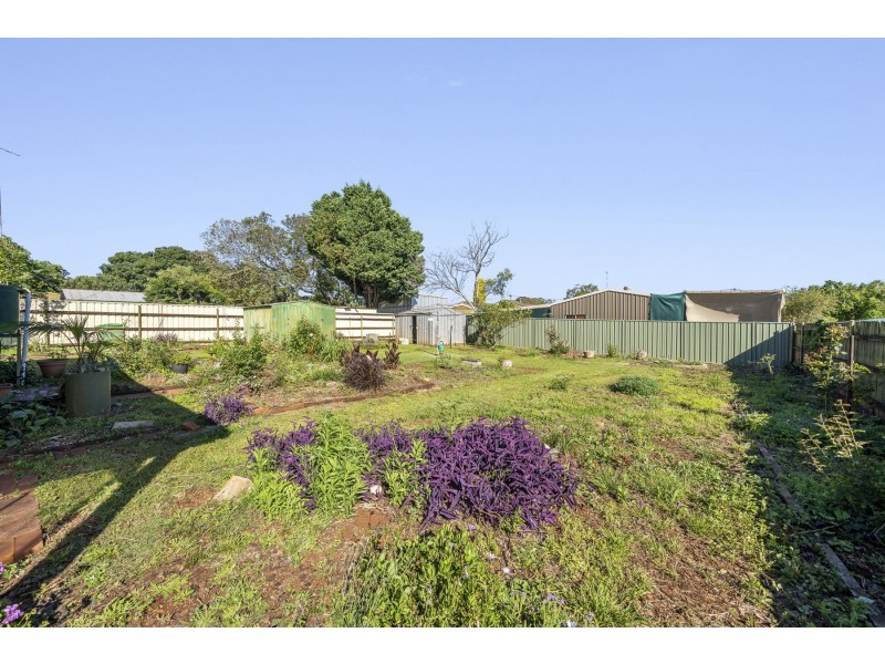 12 Gipps Street, Drayton QLD 4350