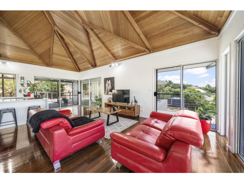 6 Lynda Court, Glencoe QLD 4352